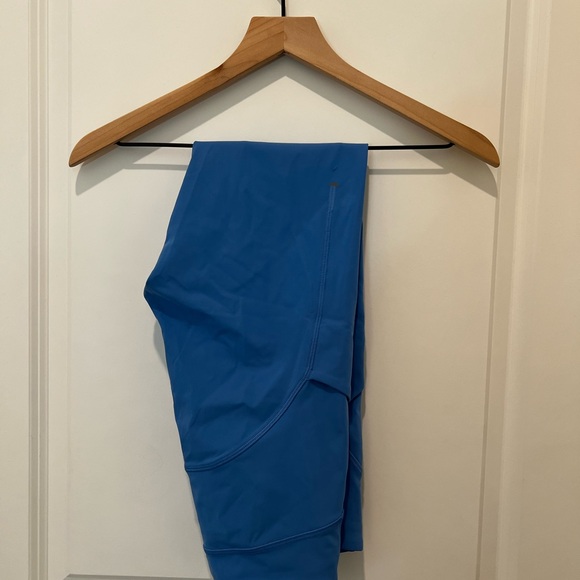 Lululemon Power Thru High Rise Tight 25” Size 8 - Picture 3 of 5